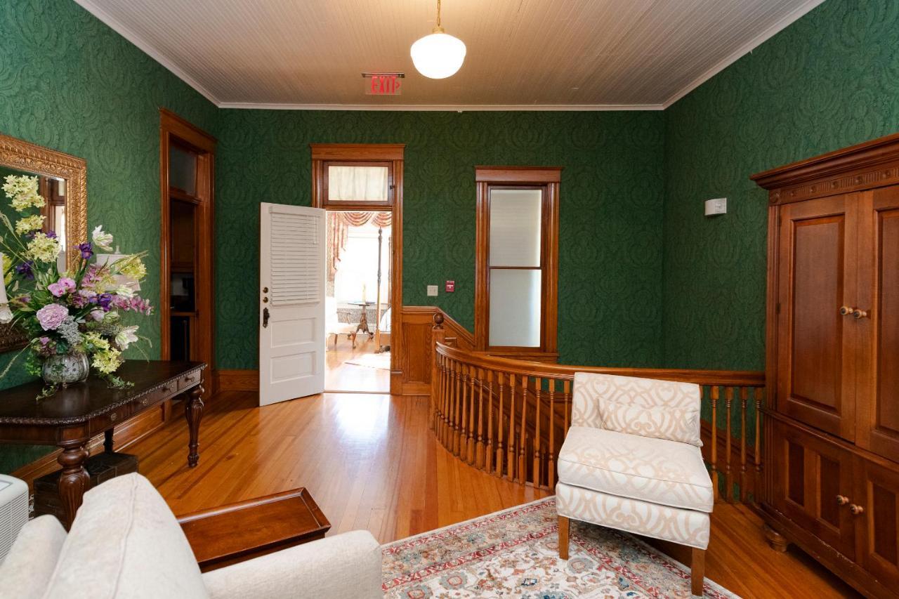 Captain Henderson House Hotell Arkadelphia Eksteriør bilde