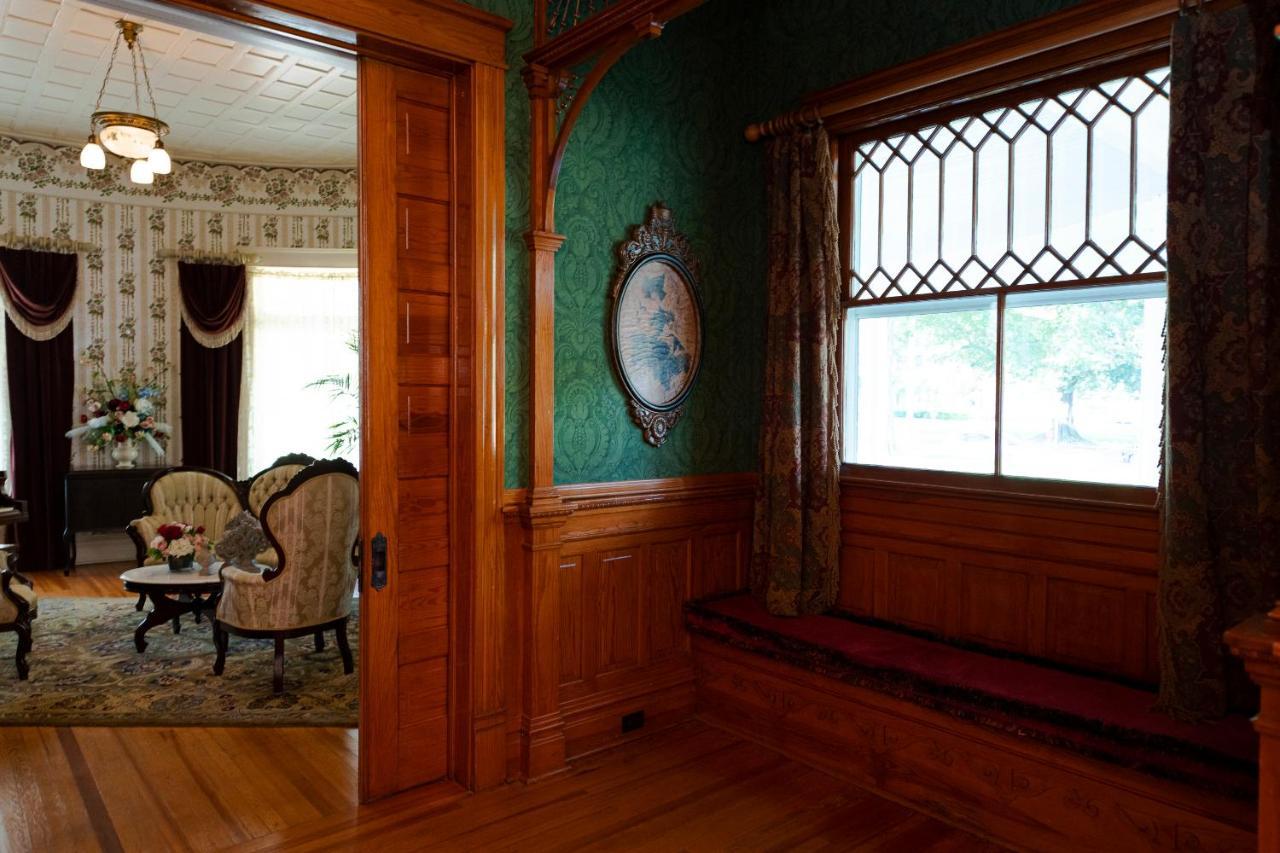 Captain Henderson House Hotell Arkadelphia Eksteriør bilde